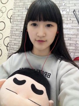 塞牙缝d主播照片