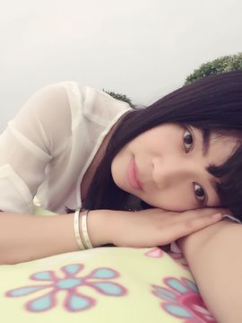 张君雅love主播照片