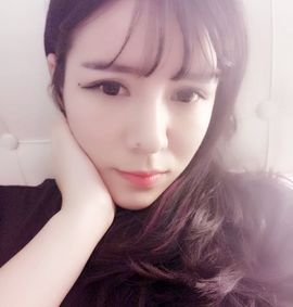 张小漫主播照片