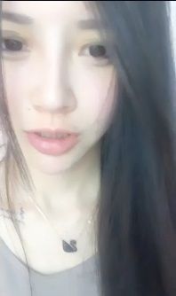 陆七萬主播照片