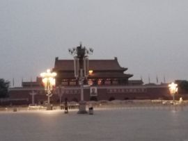 神游使者主播照片