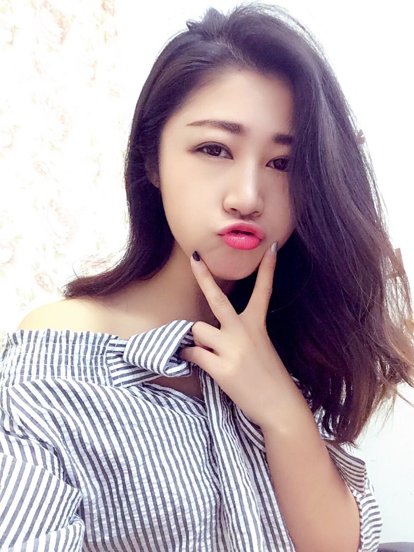 炸炸想升冠♚的主播照片