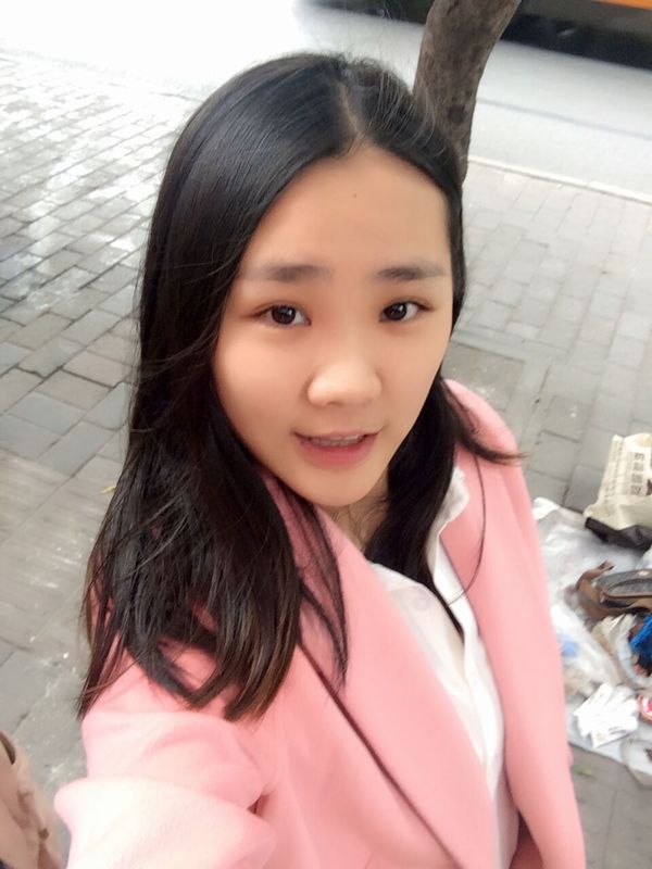 花花-hh的主播海报
