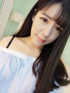 张小漫主播照片