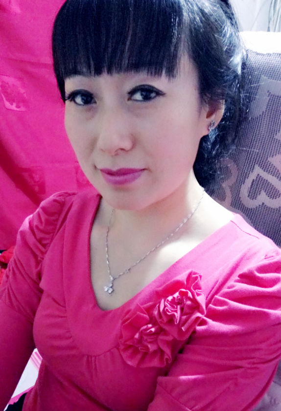 65晨曦的主播照片