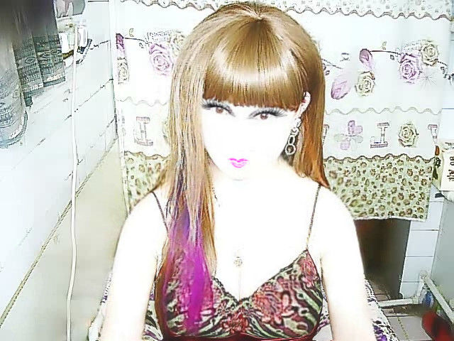 ╰ぺ小つ蠻T妖ペ゜的主播照片