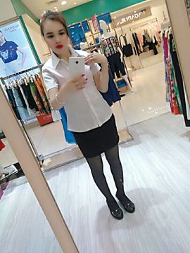 国珍万人迷女神兰兰主播照片