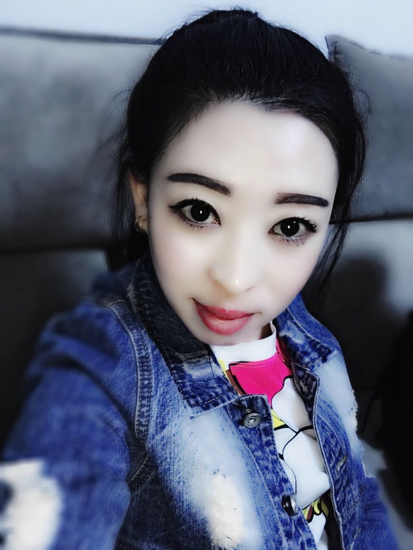 A臭臭A的主播照片