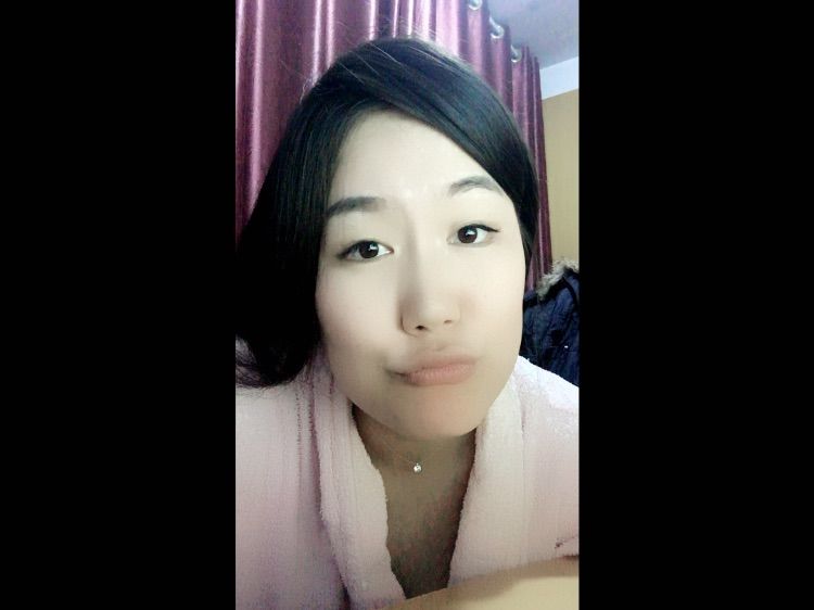 f饼饼的主播照片