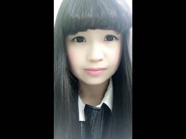 请大家叫我刘不二主播照片