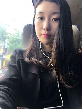 李小滟子cherry主播照片