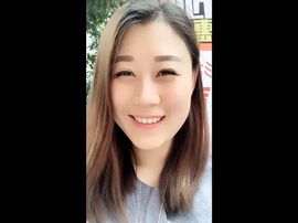 樰Smile何群主播照片