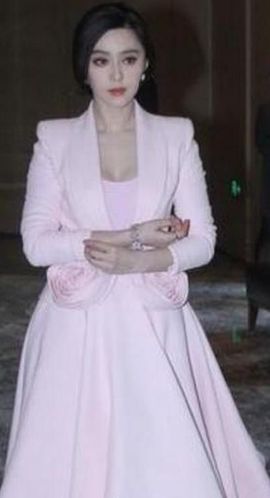 @东厂朱雀@照片主播照片