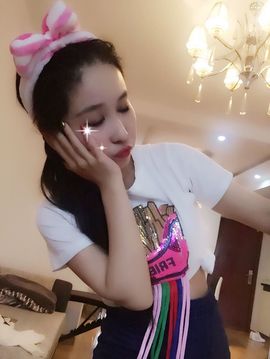 魅丽晴儿主播照片