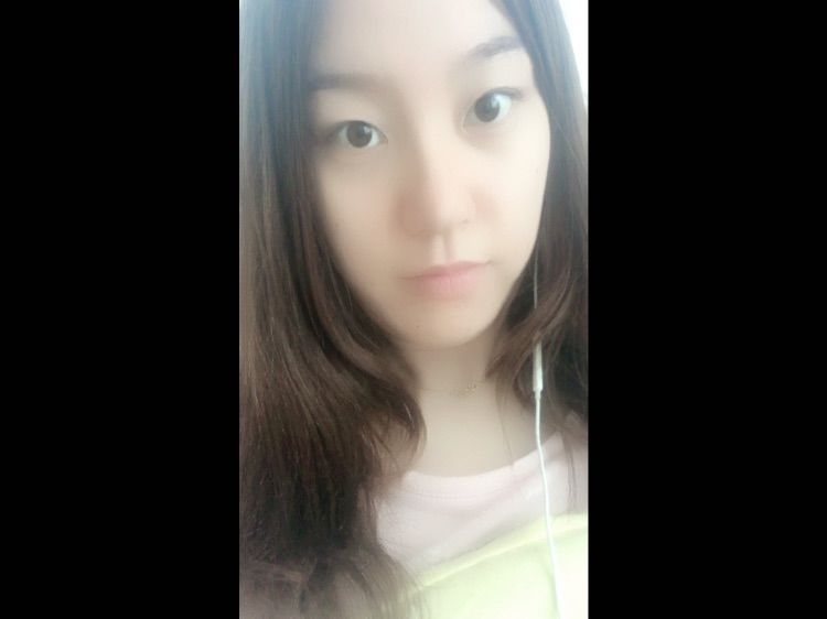 cc素颜虫虫求升级的主播照片