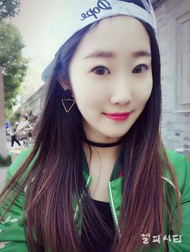 CC由美主播照片