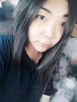 ♡呆萌小雨子♥主播照片