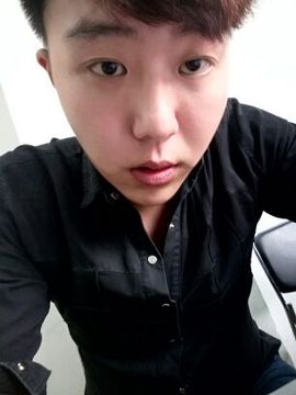 龙赫.主播照片