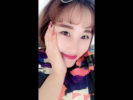 小隔路子ada主播照片