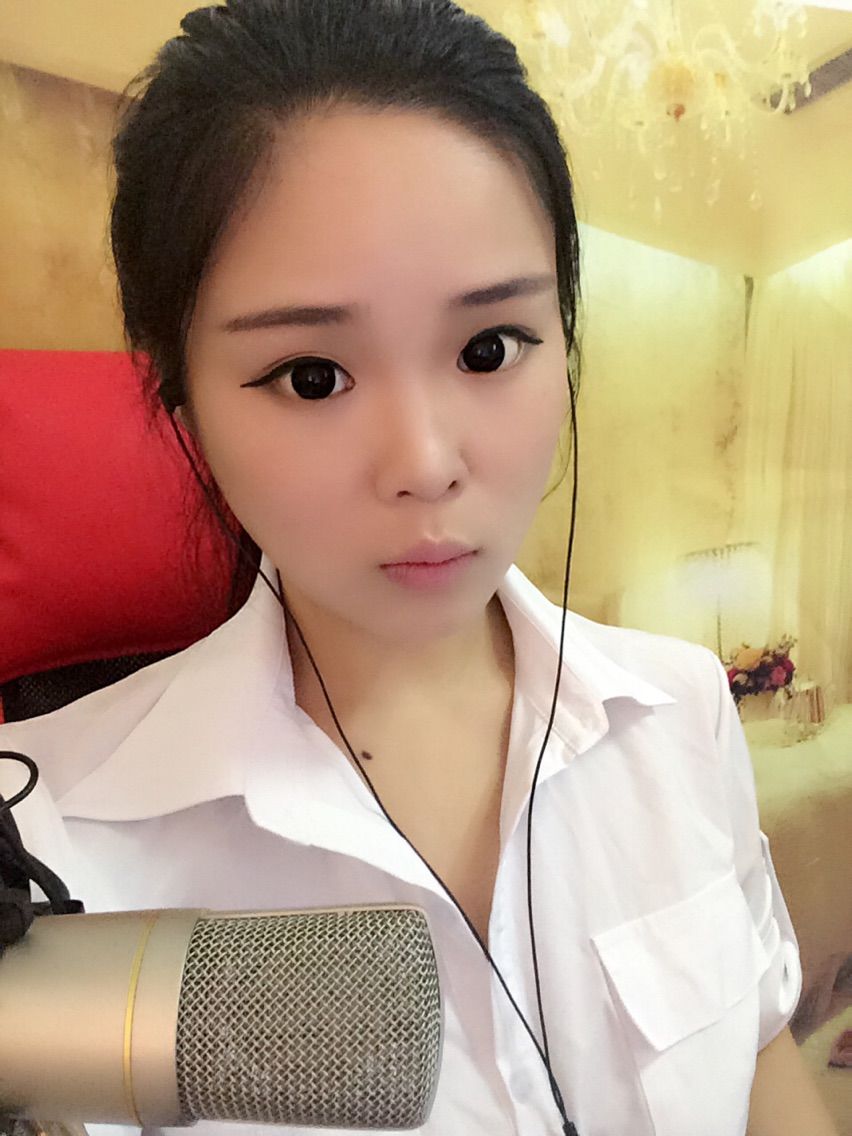 泡沫小颖的主播照片