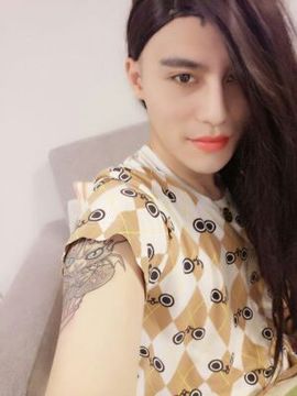 皓儿z主播照片