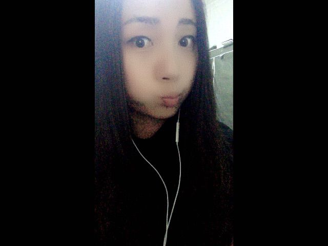懵豆在土里憋气～的主播照片