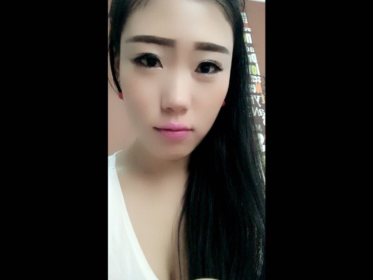 小👀妖精💗瑶宝主播照片