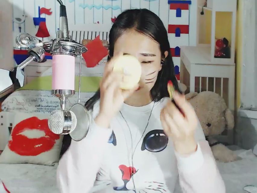 为爱♥停留主播照片