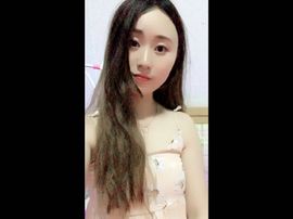 呆着的小兔子主播照片