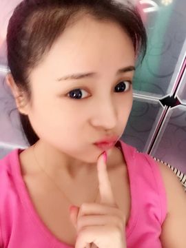 木子鑫垚好声音主播照片