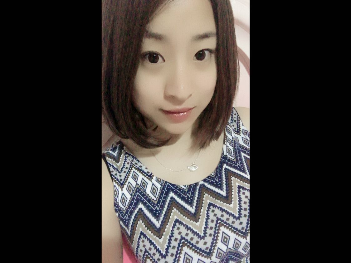 依一伊主播照片
