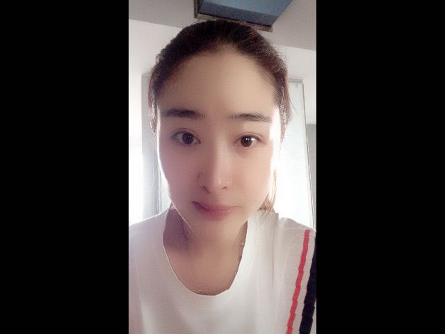 小衣兜的主播照片