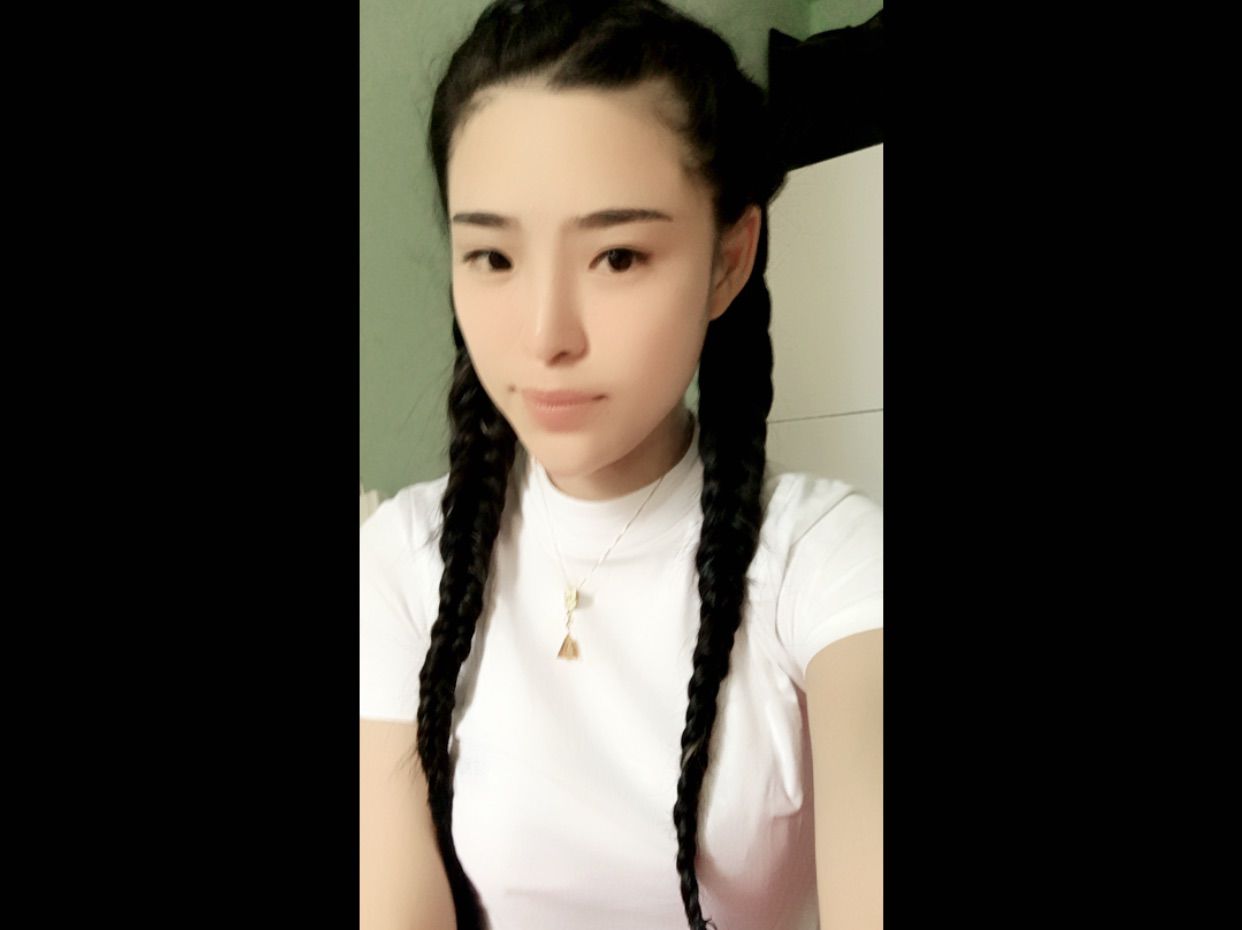 吃不吃甩饼儿？主播照片