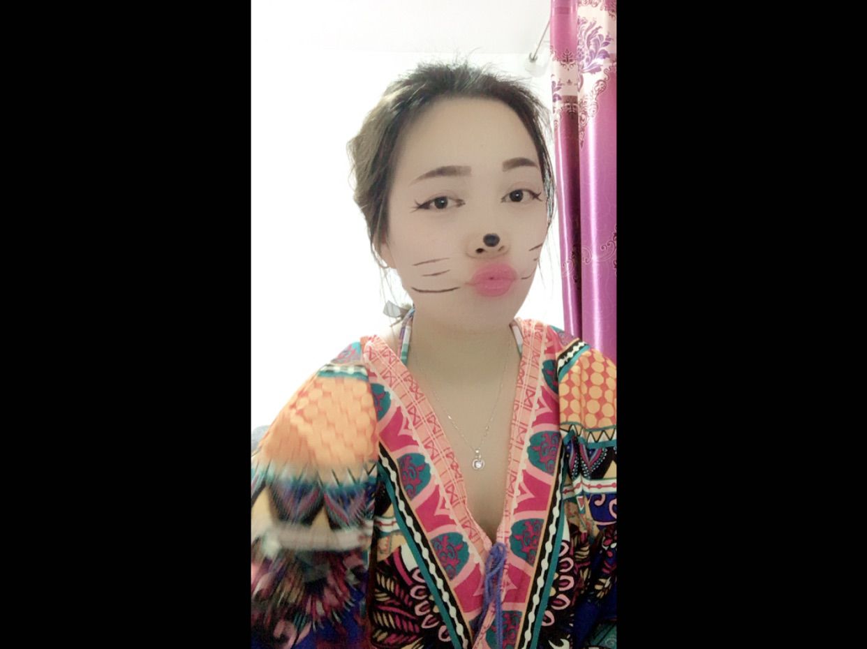 如果有一天，，的主播照片