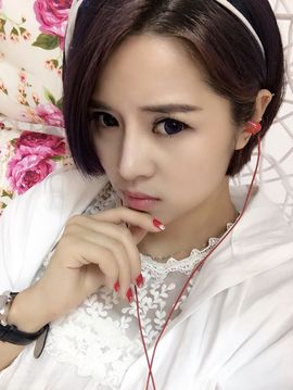 『不二』小月儿主播照片