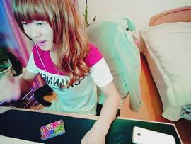 小嘟嘟👄💍主播照片
