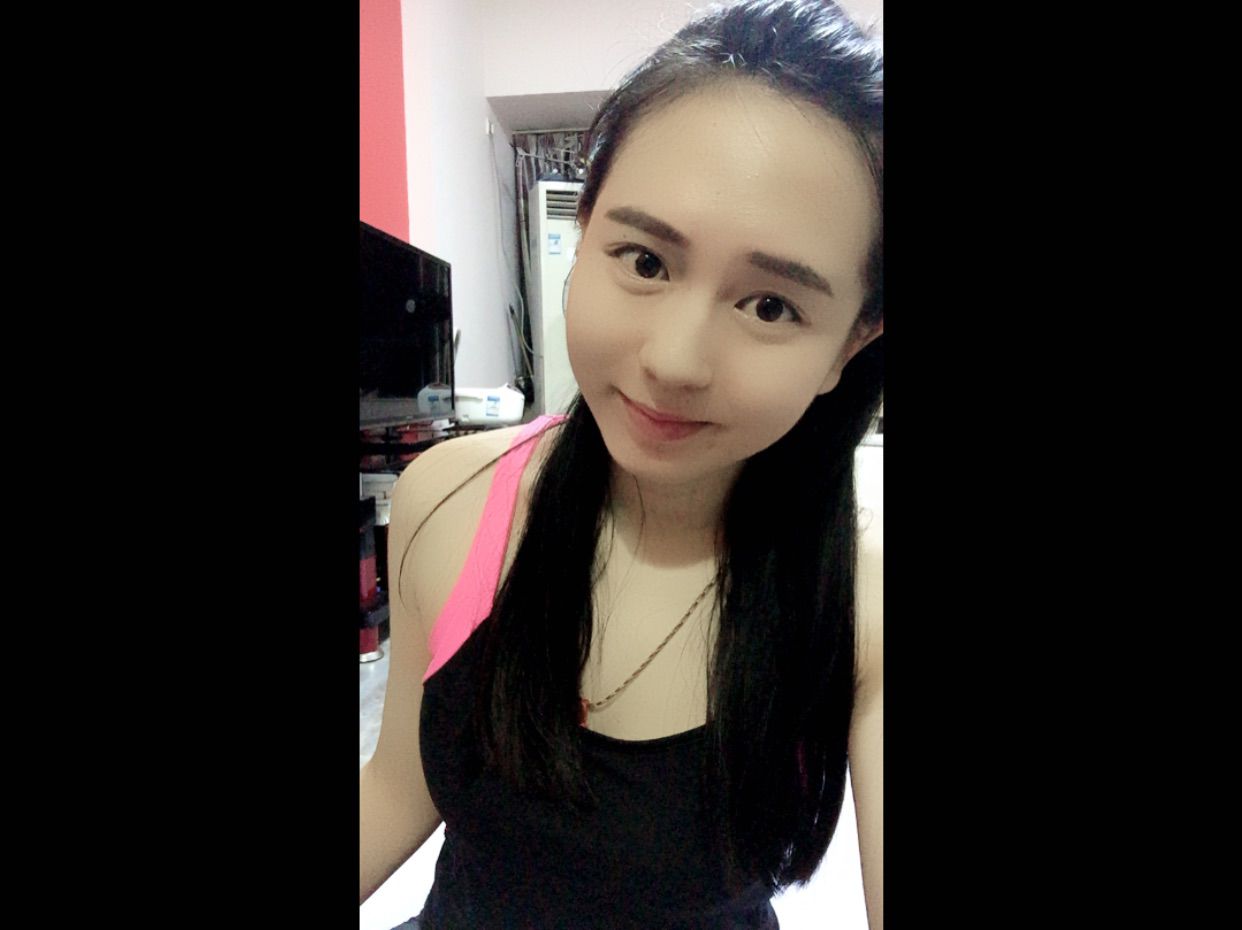 吃吃教你练瑜伽💕的主播照片