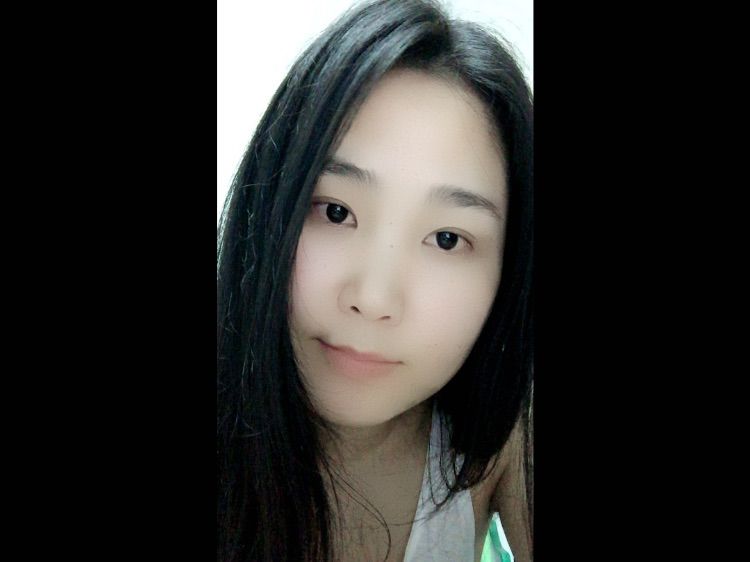 鱼鱼菇凉主播照片