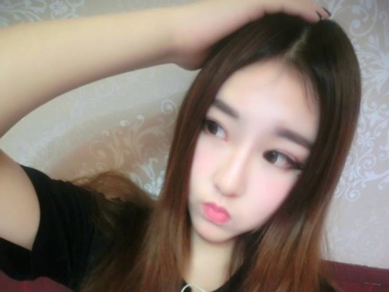 高鼻梁菲儿i丶的主播海报