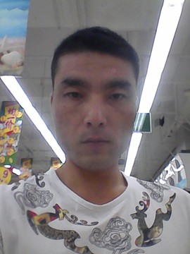 漫步@@云端主播照片