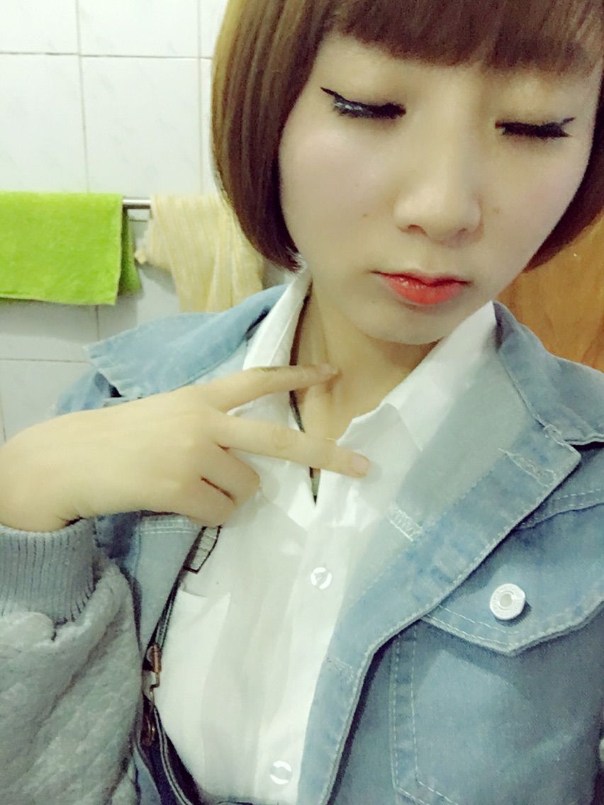 bra女神小琦段子手的主播照片