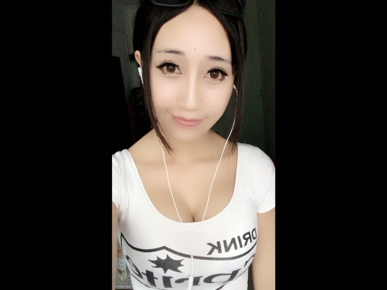 QK雪碧的主播照片