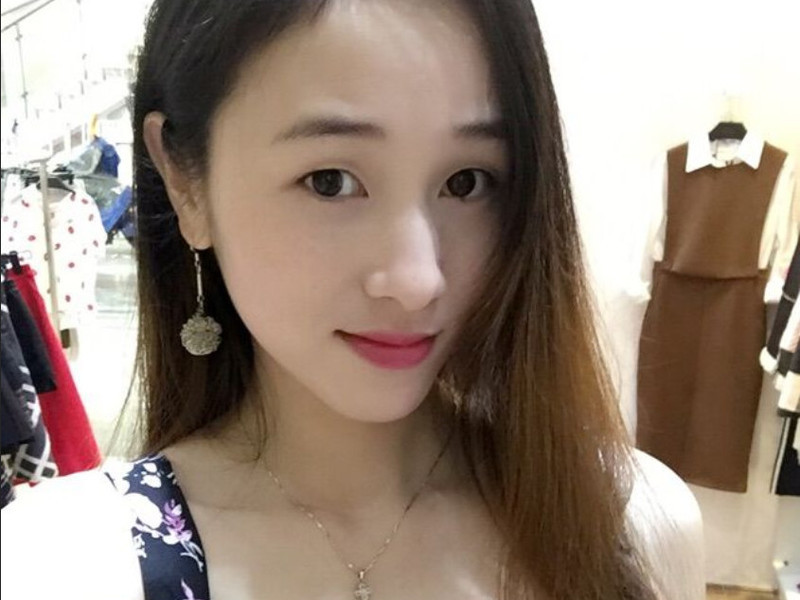 Nichole莹的主播海报