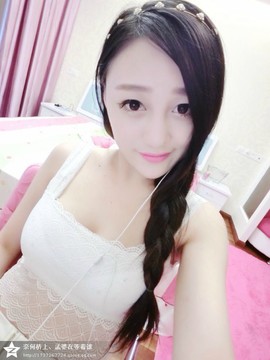 风中的风铃主播照片