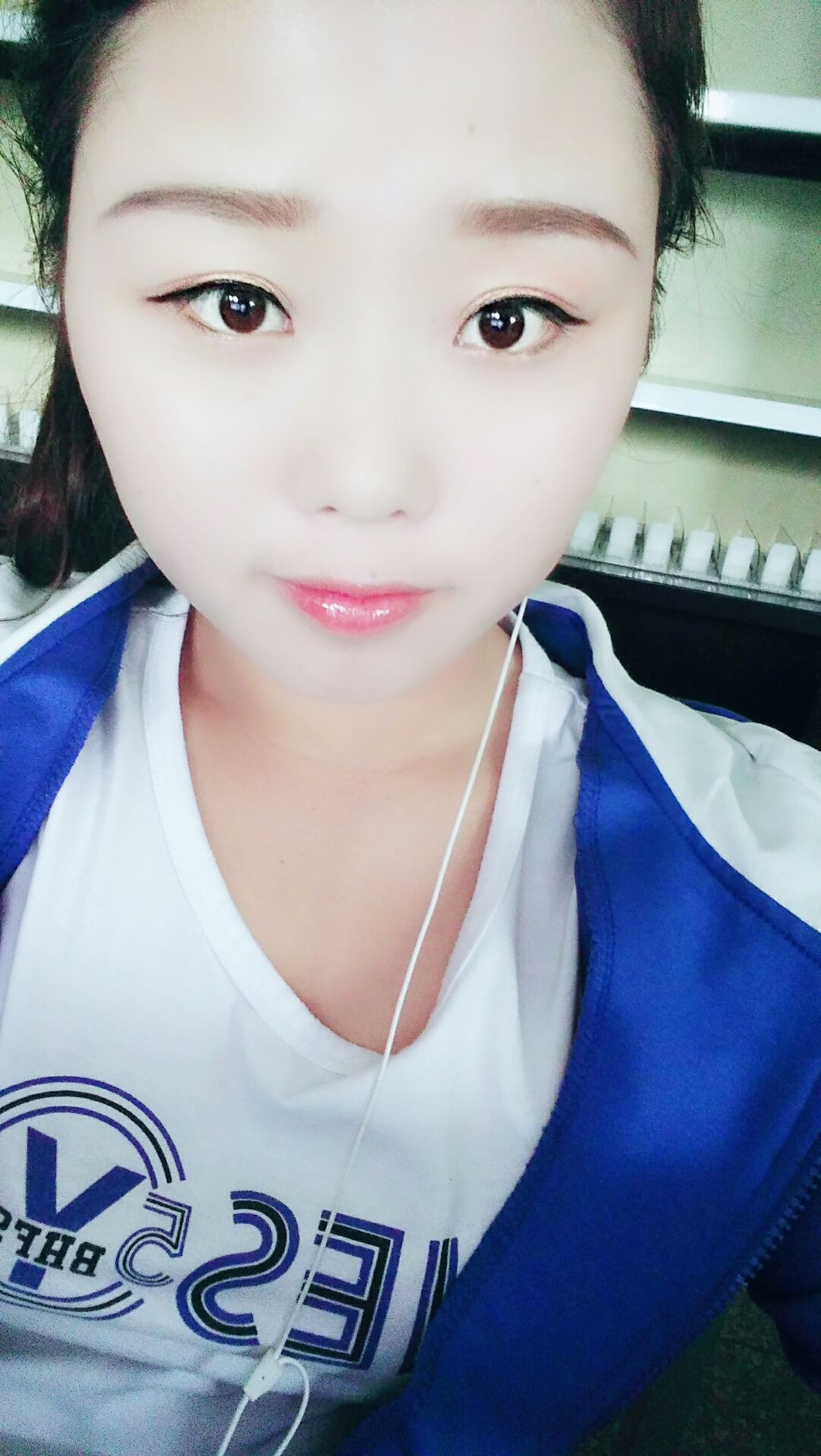晴天1203主播照片