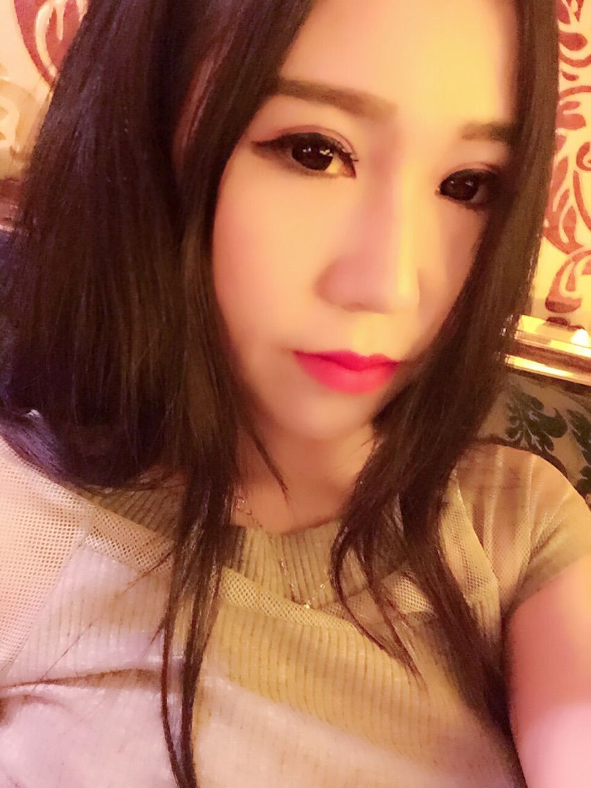 hl闪闪惹人爱❤️的主播照片
