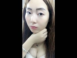 郎秀秀主播照片
