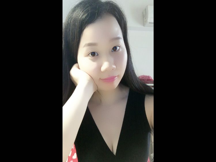 水儿美小护的主播照片