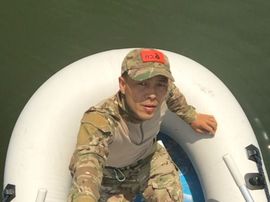 泓一户外主播照片