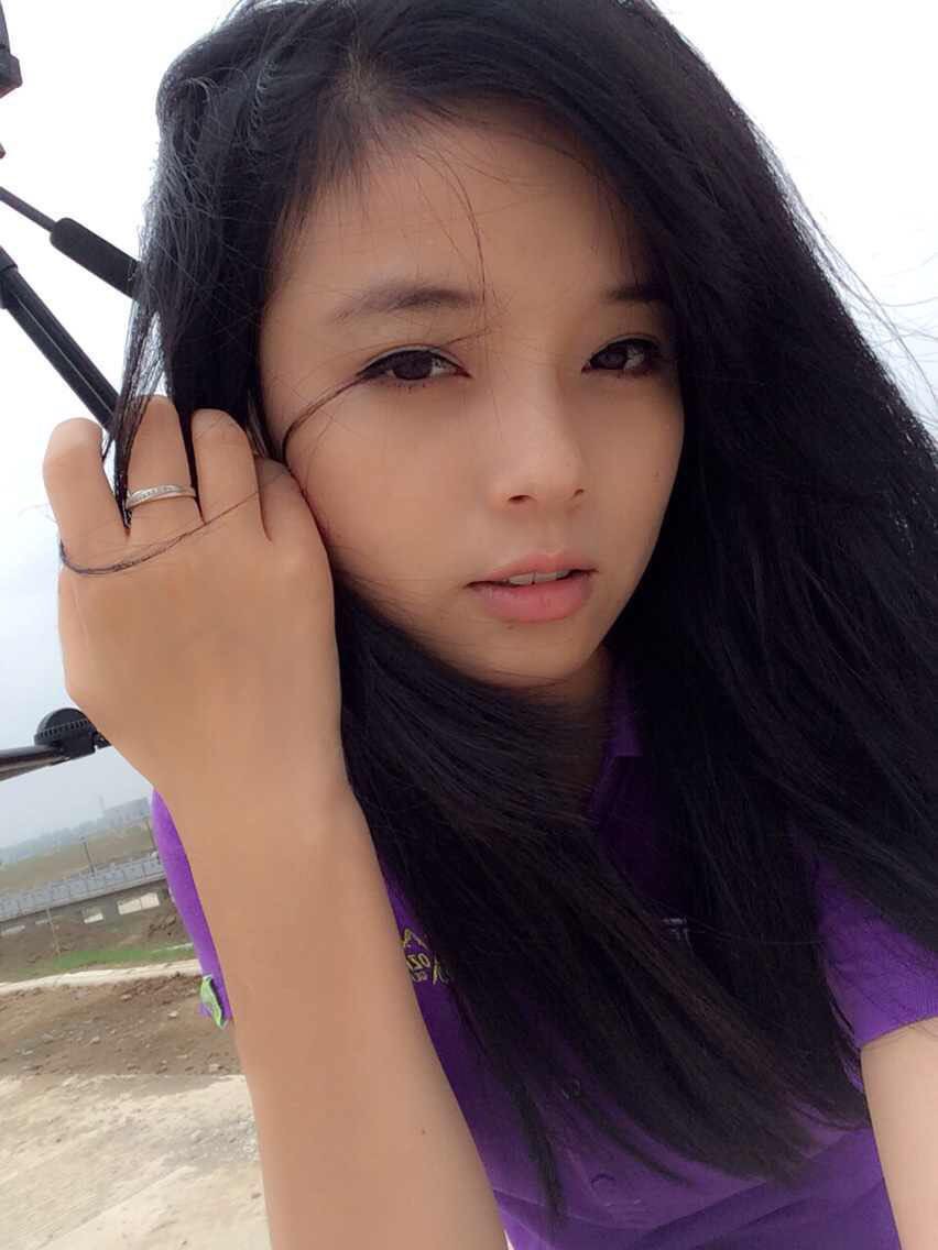 七七，新人求关注的主播照片
